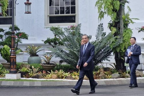 Ngoại trưởng Trung Quốc hội kiến các nhà lãnh đạo Indonesia