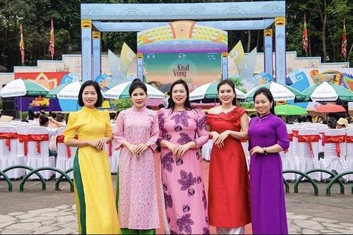 Doanh nhân Thoa Chu và nhiều hoạt động ý nghĩa hưởng ứng đại lễ Giỗ Tổ Hùng Vương