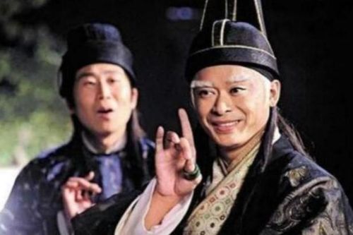 Thái giám thời xưa đi vệ sinh như thế nào? Người bình thường khó có thể tưởng tượng, đây là nỗi đau đi cùng họ suốt cuộc đời
