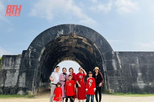 Các điểm vui chơi giải trí, di tích, danh lam thắng cảnh thu hút đông du khách ngày nghỉ lễ