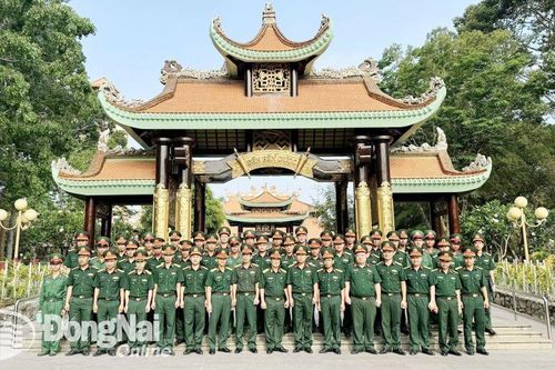 Giáo dục truyền thống từ hoạt động về nguồn