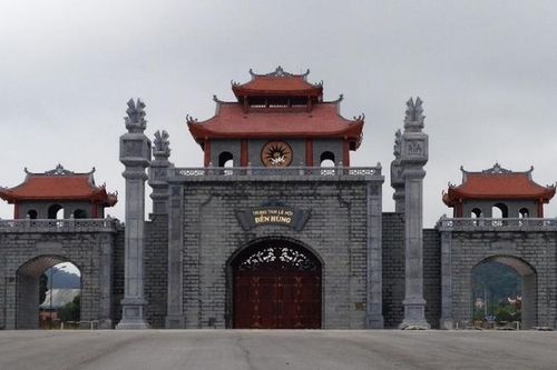 Thơ Nguyễn Trọng Đồng: Đền Hùng còn in bóng Bác