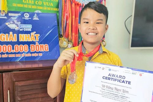 Võ Đặng Ngọc Lâm: Tài không đợi tuổi