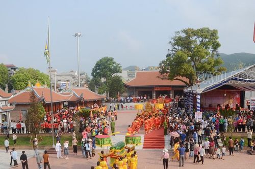 Khai hội đền Mẫu Trịnh Tường năm 2024