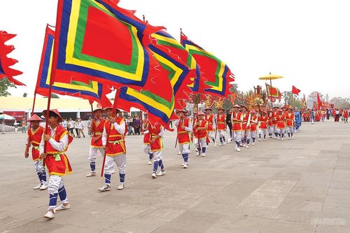 Tự hào nguồn cội