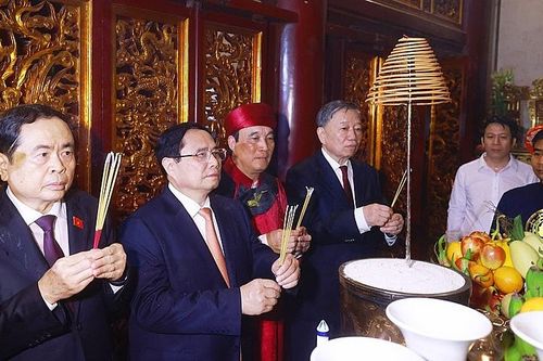 Thủ tướng Chính phủ Phạm Minh Chính dâng hương Giỗ Tổ Hùng Vương năm 2024