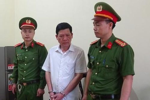 Bắt giam Chủ tịch và Kế toán thị trấn gây thiệt hại cho Nhà nước 340 triệu đồng