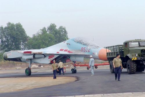 Ảnh hiếm quá trình tiếp nhận Su-30MK2 của không quân Việt Nam 20 năm trước