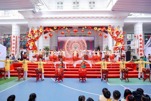 Thu nhập 15 triệu/tháng, nên chọn trường tiểu học tư nào cho con ở Hà Nội?