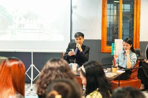 Đến với 'ngày hội' của sách