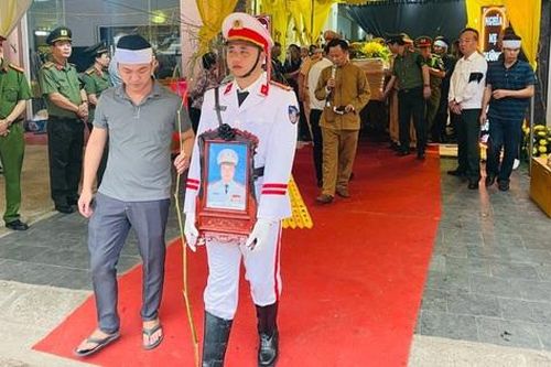 Trung tá CSGT bị người vi phạm tông hơn một năm trước đã qua đời