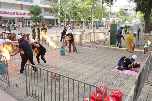 Thông báo tìm nhân chứng, người biết việc
