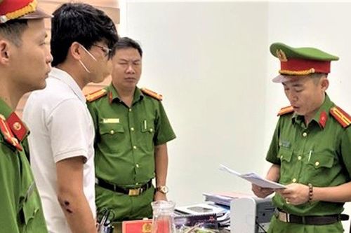 Khởi tố 3 đối tượng liên quan việc mua, bán trái phép hóa đơn