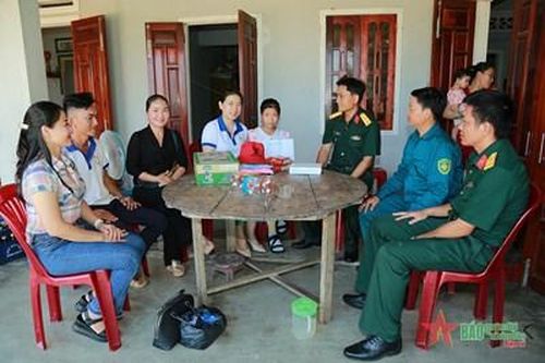Những người cha nuôi là bộ đội