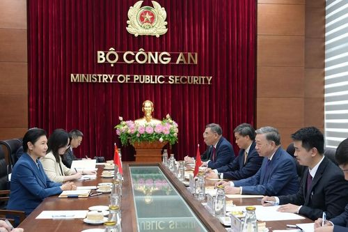 Sẽ sớm phê chuẩn Hiệp định chuyển giao người bị kết án phạt tù Việt Nam và Trung Quốc
