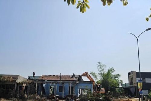 Tin mới vụ 'đường trăm tỷ ở Quảng Nam 7 năm vướng 1 hộ dân'