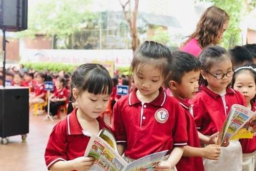 Sôi nổi Ngày hội sách ở Cao Bằng