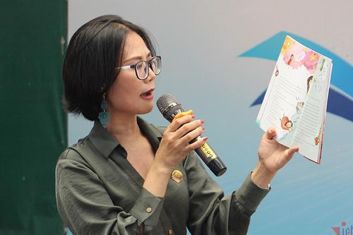 Nhà văn Phương Huyền: Cha mẹ cần hiểu được 'gu' đọc của các bé