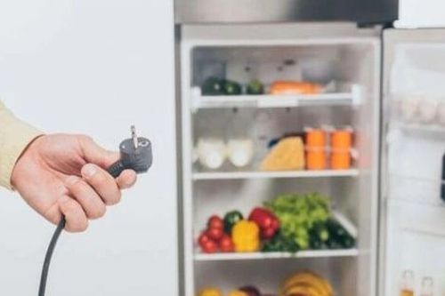 Tủ lạnh mất điện bảo quản được thực phẩm trong bao lâu?