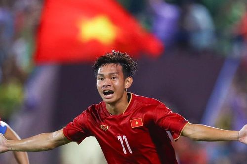 Cầu thủ đắt giá nhất U23 Việt Nam và cái duyên ghi bàn kỳ lạ; Bảng xếp hạng U23 châu Á 2024 mới nhất: U23 Indonesia có lợi thế