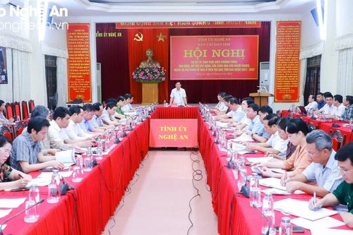 Nghệ An sơ kết 1 năm thực hiện Chương trình vận động, hỗ trợ xây dựng, sửa chữa nhà cho người nghèo, người có khó khăn về nhà ở