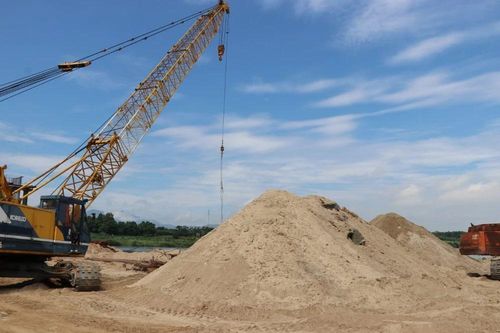 Cần Thơ phối hợp với các tỉnh cân đối nguồn cát phục vụ công trình