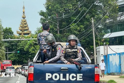 Các bộ trưởng ngoại giao ASEAN kêu gọi chấm dứt bạo lực tại biên giới Myanmar