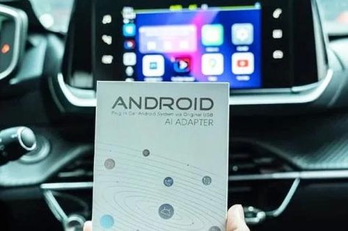 Nên lắp Apple CarPlay không dây hay Android Box?