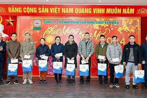 Quan tâm đến đời sống người lao động