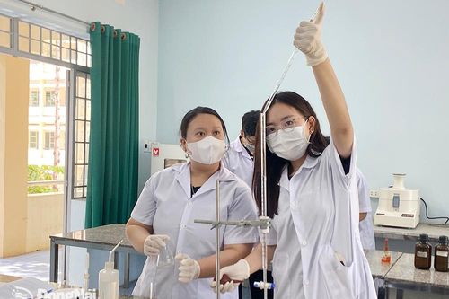 Chương trình Tư vấn hướng nghiệp, tuyển sinh năm 2024: Lợi thế khi học đại học, cao đẳng tại Đồng Nai
