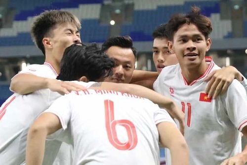 Hai bộ mặt của U.23 Việt Nam