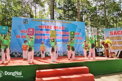 Ngày hội Sách thành phố Long Khánh năm 2024