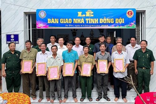 Phát huy truyền thống 'Bộ đội Cụ Hồ' thực hiện tốt các nhiệm vụ trọng tâm
