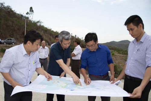 Đoàn công tác Bộ Nông nghiệp và Phát triển nông thôn làm việc tại Khánh Hòa về phòng chống hạn