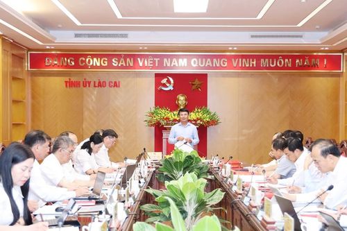 Thường trực Tỉnh ủy làm việc với Ban Thường vụ Huyện ủy Văn Bàn