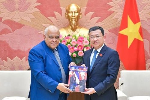 Phối hợp triển khai hiệu quả các thỏa thuận hợp tác giữa Quốc hội Việt Nam và Cu Ba
