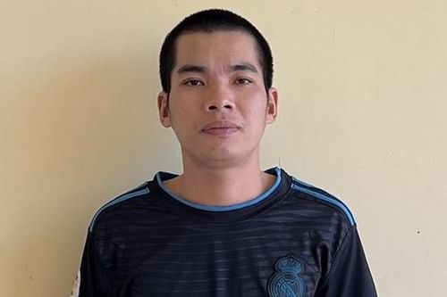 Khởi tố đối tượng chuyên canh đường nữ sinh để dâm ô