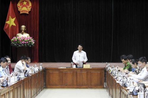 Chủ tịch UBND tỉnh Hoàng Xuân Ánh chủ trì cuộc họp Ban Chỉ đạo chuyển đổi số, Tổ công tác Đề án 06