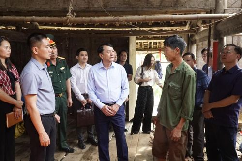 Chủ tịch UBND tỉnh Hoàng Xuân Ánh kiểm tra tình hình khắc phục thiên tai tại huyện Trùng Khánh và Quảng Hòa