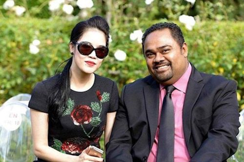 Chị đẹp Thu Phương phủ nhận tin đồn hủy hôn 'ông bầu' Dũng Taylor