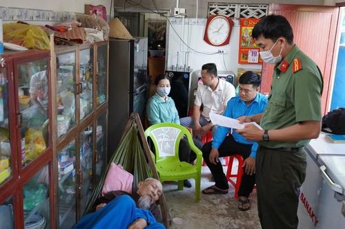 Khởi tố Lê Tùng Vân tội Loạn luân vụ 'Tịnh thất Bồng Lai'