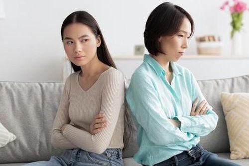 Mẹ chồng gánh hậu quả khi làm khó con dâu