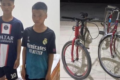 Hai anh em đạp xe từ Điện Biên về Hà Nội tìm mẹ