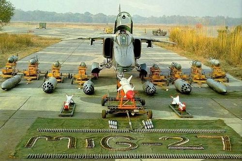 Báo Ba Lan: Nga chuẩn bị khôi phục hàng trăm cường kích MiG-27?