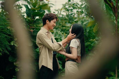 'Mỹ nhân Bolero' Tô Ngọc Hà ra MV về mùa xuân, gom đủ 'bộ sưu tập' 4 mùa trong âm nhạc