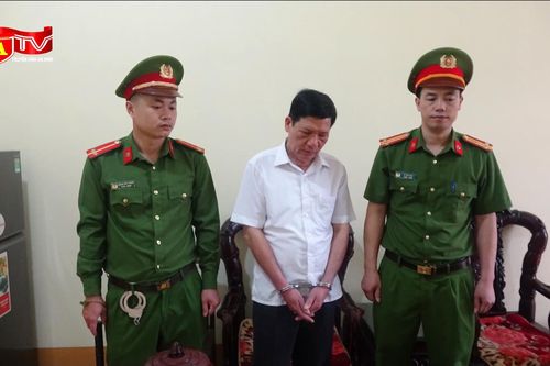 Chủ tịch UBND thị trấn chỉ đạo kế toán 'để ngoài' sổ sách tiền nộp ngân sách Nhà nước