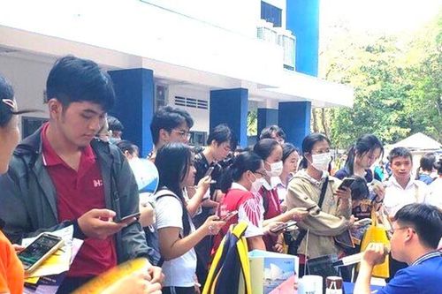 TP Hồ Chí Minh: 2.000 sinh viên tham gia Ngày hội Sinh viên với ngoại ngữ