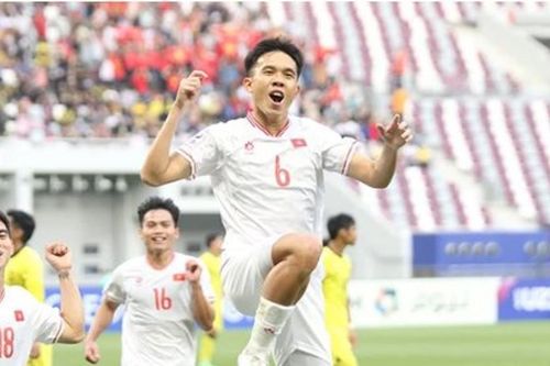 Văn Khang, Minh Khoa lập siêu phẩm, U23 Việt Nam thắng Malaysia 2-0