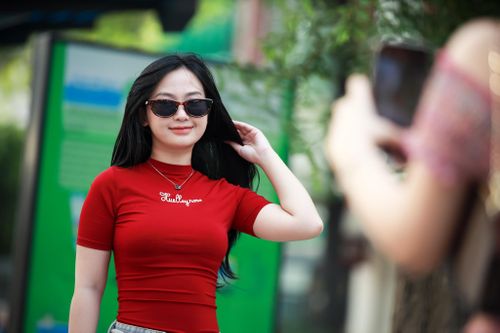 Tốn gấp 3 vì đặt vé máy bay, phòng khách sạn sát dịp 30/4