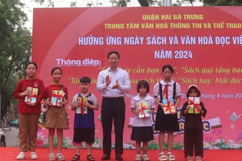 Quận Hai Bà Trưng: nhiều hoạt động ý nghĩa tại 'Ngày Sách-lan tỏa văn hóa đọc'